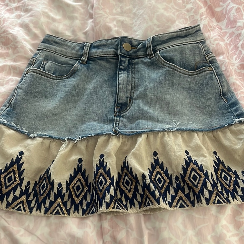 Cute denim ruffle skirt by Desigual